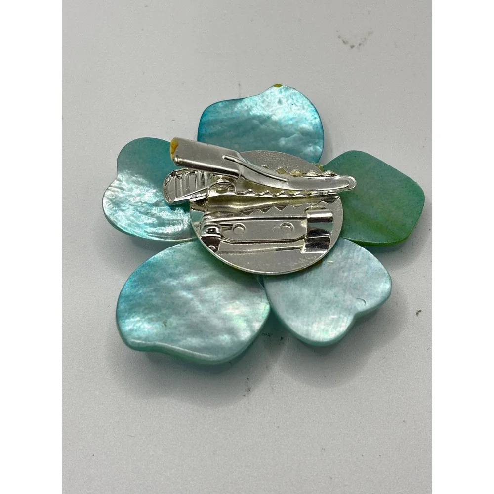 Sonoma Life Style Turquoise Shell Flower Brooch Hair Clip Beaded Iridescent